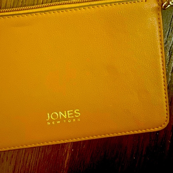 Jones New York Wristlet - Picture 6 of 11